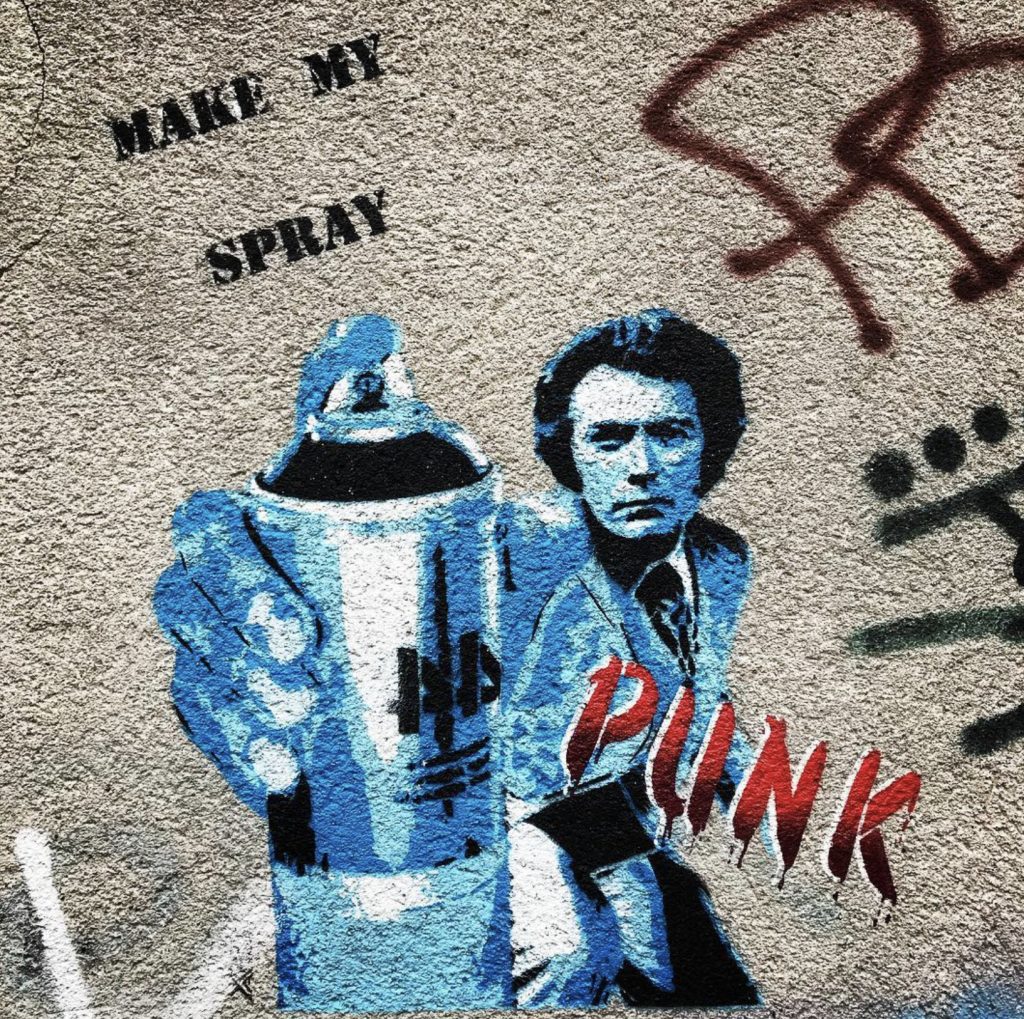 Sprayed Stencil art, Le Marais, Paris