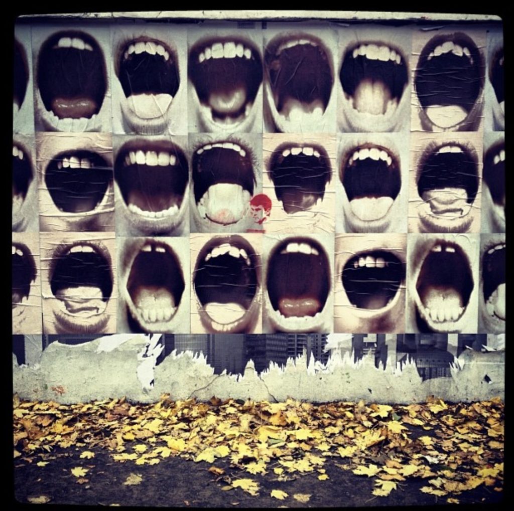 Weatpaste mouths, Paris