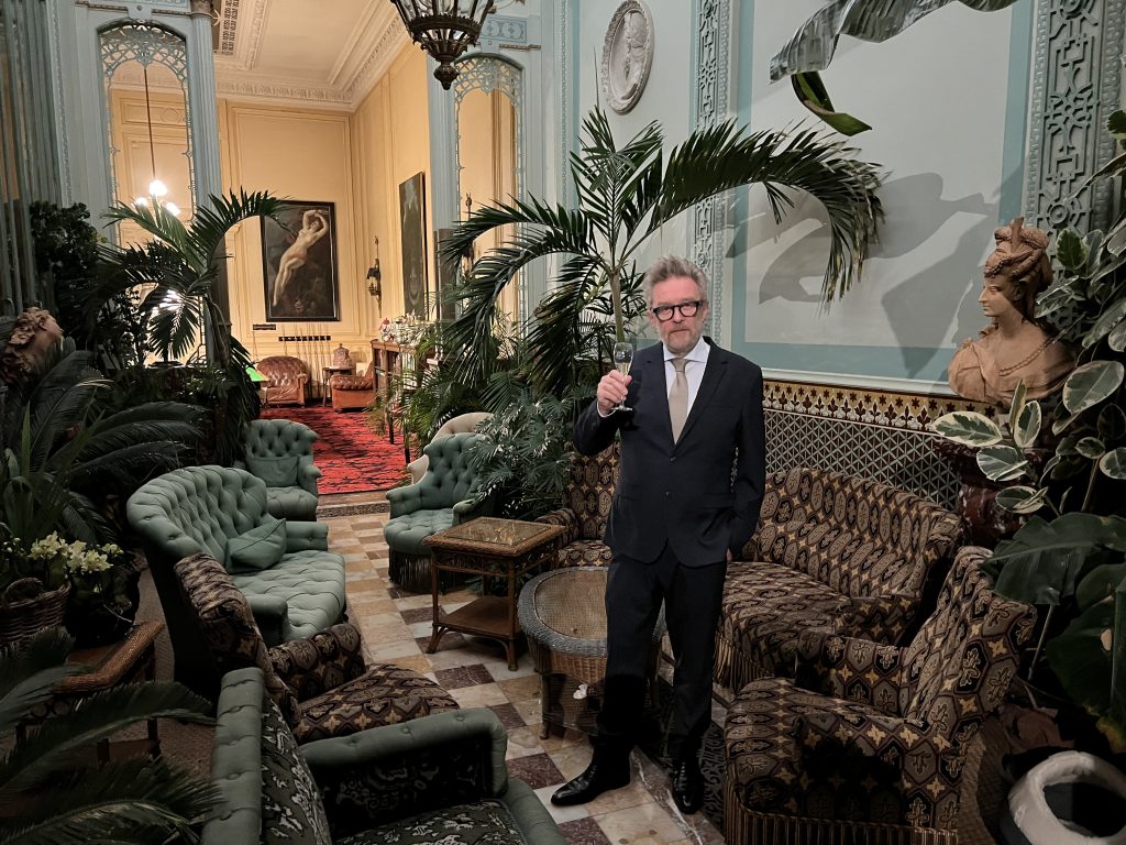 Fredrik Hagblom in the winter garden of the Travellers Club in Paris